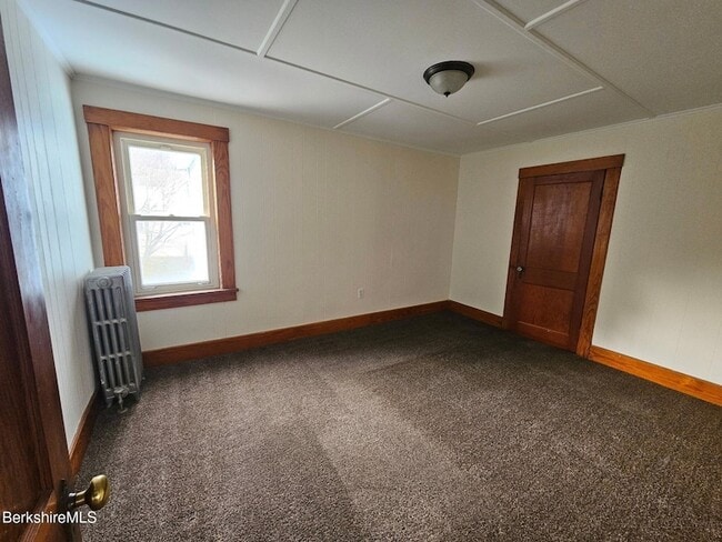 Photo - 1 Edward Ave