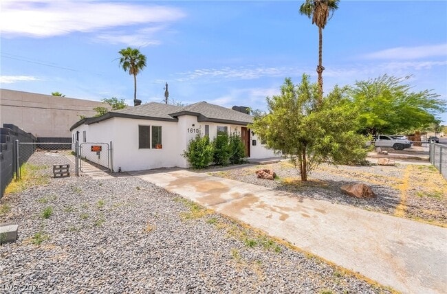 Photo - 1610 E Ogden Ave