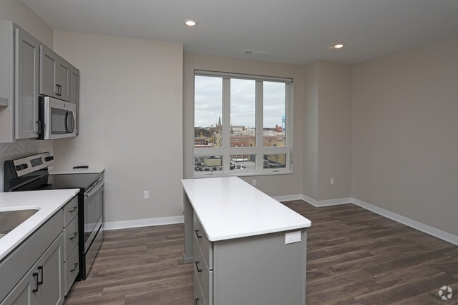 Studio, 1BA, Bassett - 526 SF - Dillard Apartments