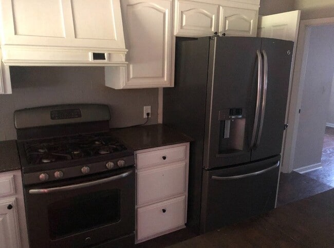 Photo - 8132 Hobbs Dr