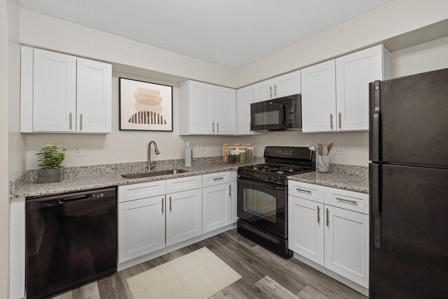 Photo - The Winds at Poplar Creek