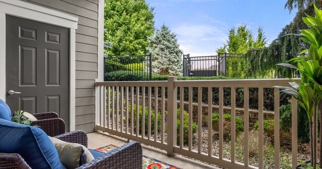 Photo - Claiborne Crossing Apartments