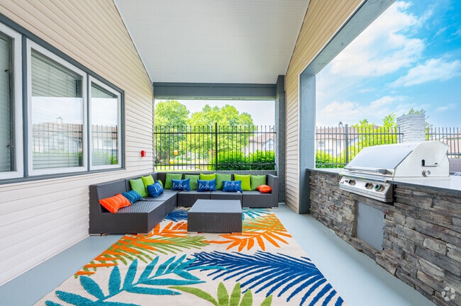 Outdoor Grilling Area - Wylde at Eagle Creek