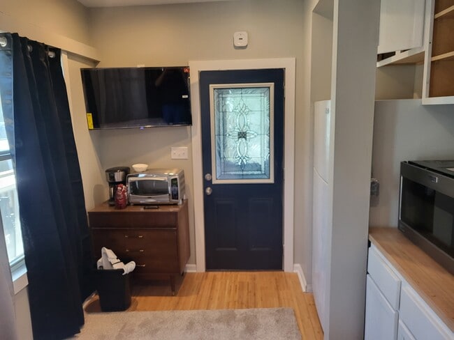 Photo - 1131 Ridge Rd