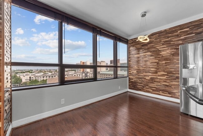 Photo - 5150 Hidalgo St Unit 806