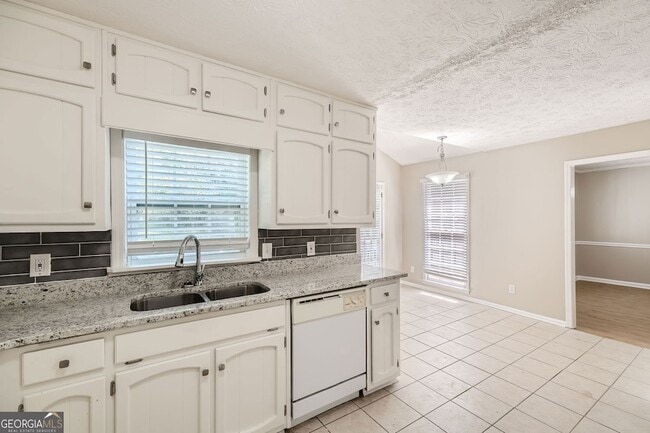 Photo - 849 Ridge Ave