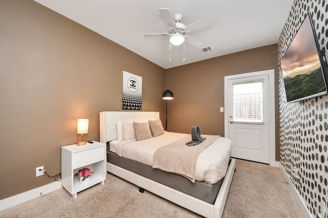Photo - 3644 Griggs Rd Unit SI ID1047940P