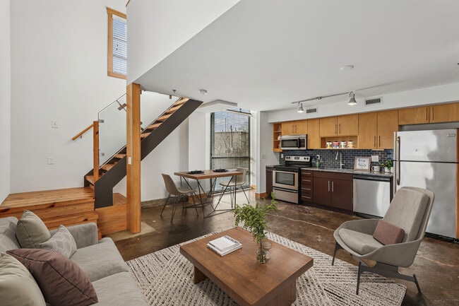 Building Photo - Star Lofts