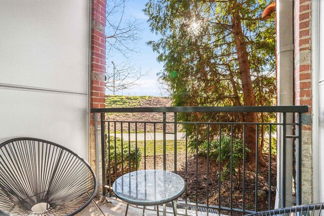 Photo - 305 10th Street South Unit FL1-ID1048679P