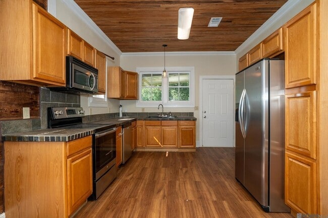 Photo - 30180 Smith Dr