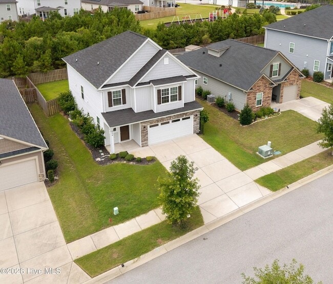 Photo - 424 Arrowwood Dr