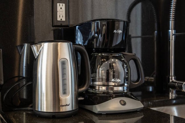 Photo - 697 10th Ave Unit ID1013711P