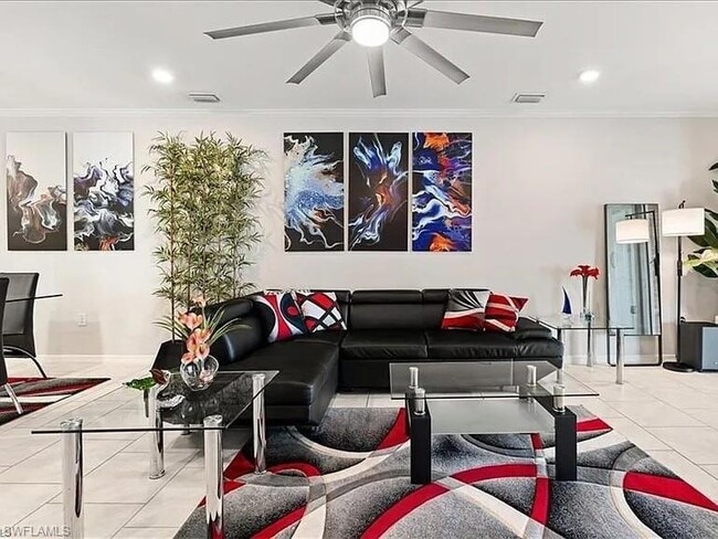 Photo - 14672 Edgewater Cir