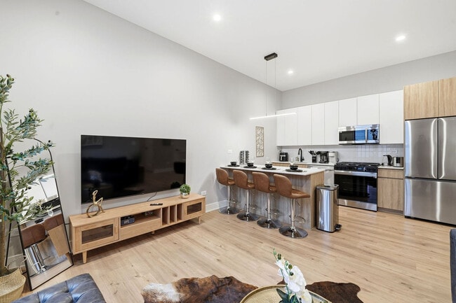 Photo - 6044 N Winthrop Ave Unit SI ID1377801P