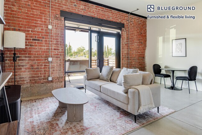 Building Photo - 1501 Buena Vista Ave Unit SI FL0-ID1871
