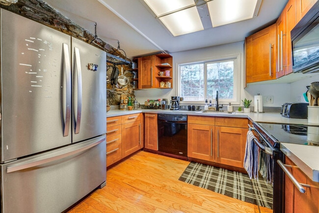 Photo - 627 Bear Valley Rd Unit SI ID1546346P