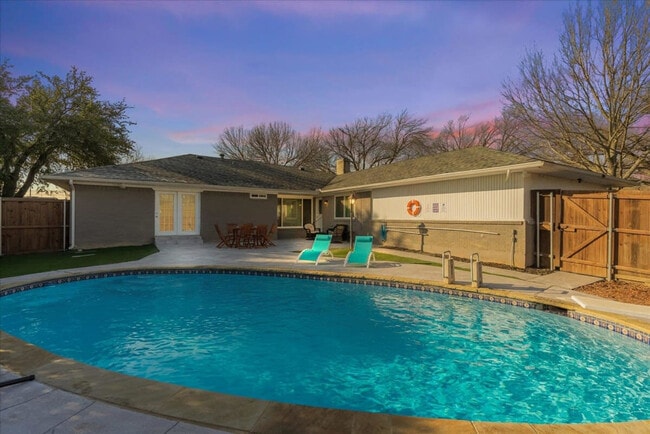 Photo - 1425 Mayfield Ave Unit ID1019489P