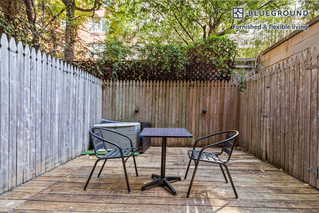 Photo - 515 W 47th St Unit FL1-ID2062