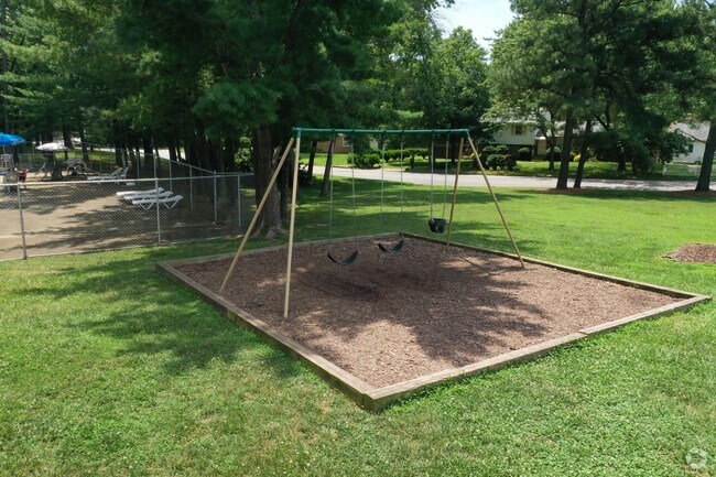 Swingset - Three Willows