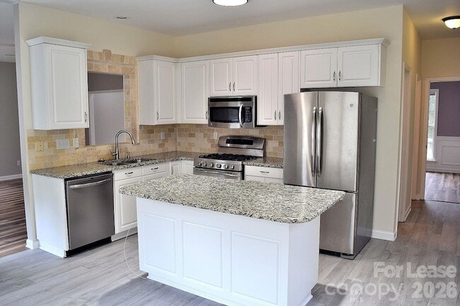Photo - 2941 Glen Summit Dr