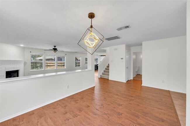 Photo - 13221 Elmhurst Dr