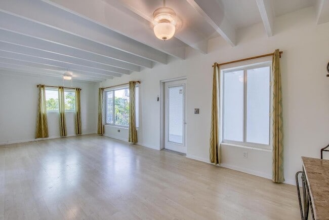 Photo - 1520 Lake Ave Unit 6B