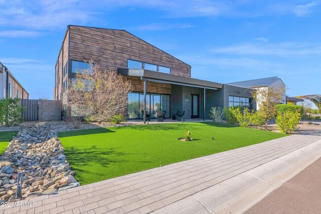 Photo - 8430 S 10th Ln