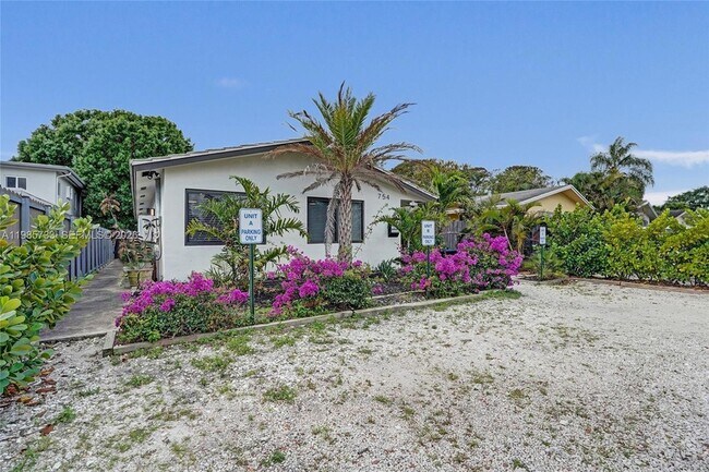 Photo - 754 NE 40th St Unit A