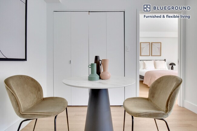 Photo - 160 W 24th St Unit FL12-ID804