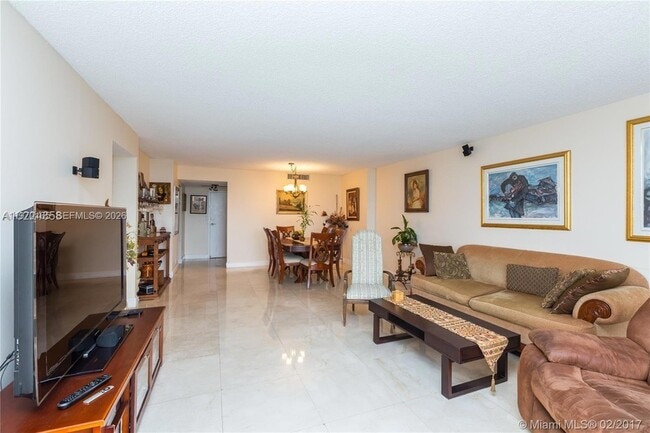Photo - 2500 Parkview Dr Unit 1207