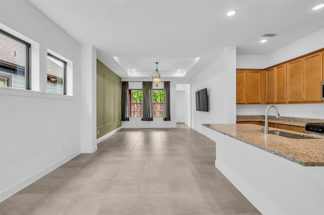 Photo - 10607 Katherine Lk Dr