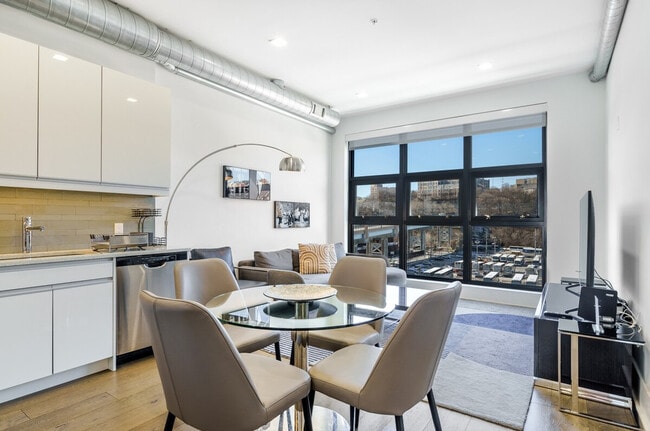 Photo - 1414 Grand St Unit ID1295530P