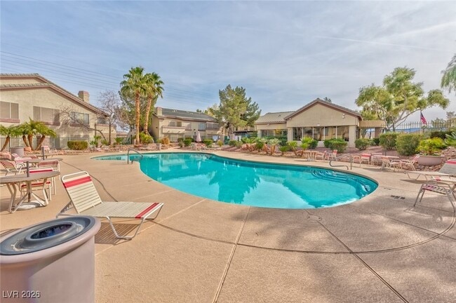 Building Photo - 5710 E Tropicana Ave Unit 1010