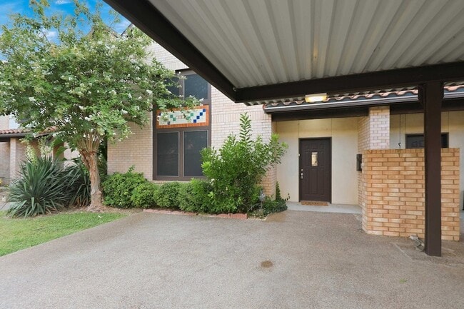 Photo - 2445 Monarch Dr Unit 1003