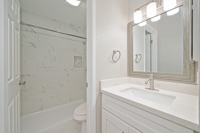 Photo - Rollingwood Condominium Rentals