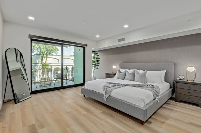 Photo - 4238 N Craftsman Ct Unit SI FL2-ID1558681P