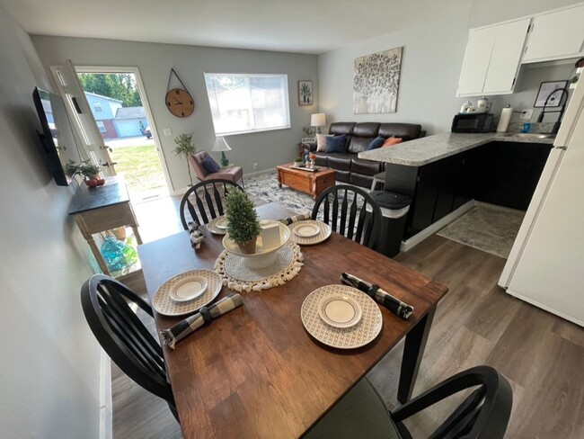 Photo - Western Hills Apartments