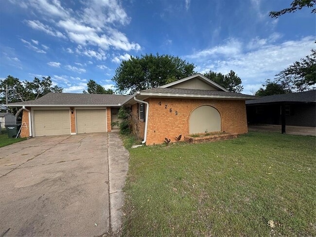 Photo - 4765 Spiva Dr