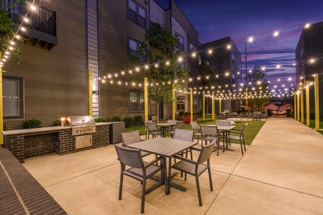 Outdoor Grilling Area - Bexley Silo Bend