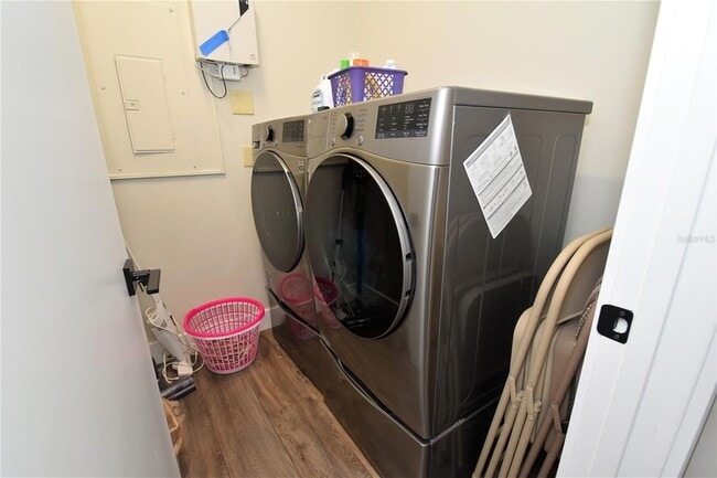 Photo - 1631 Starling Dr Unit 204