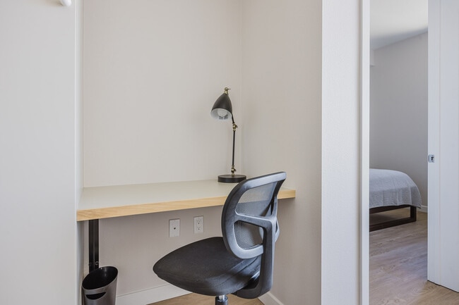 Photo - 200 Mesnager St Unit SI FL6-ID1433