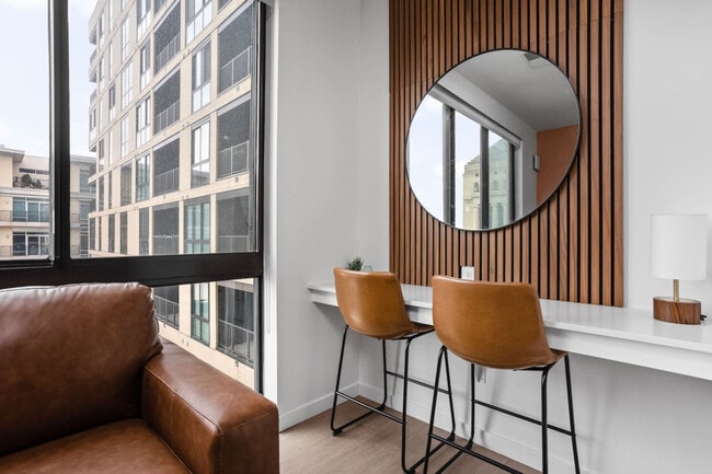 Building Photo - 421 N Pennsylvania St Unit ID1312588P