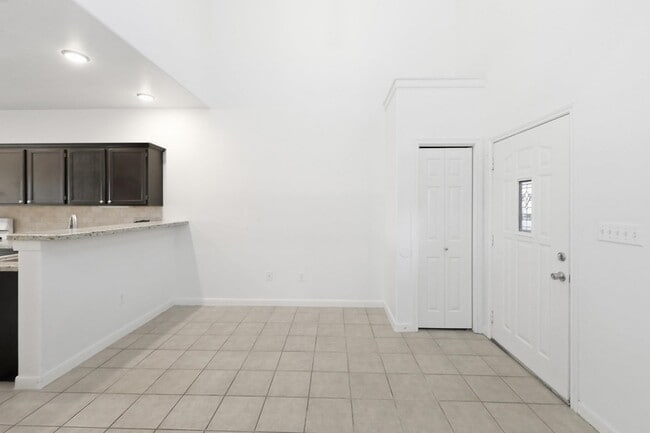 Photo - 2445 Monarch Dr Unit 1003