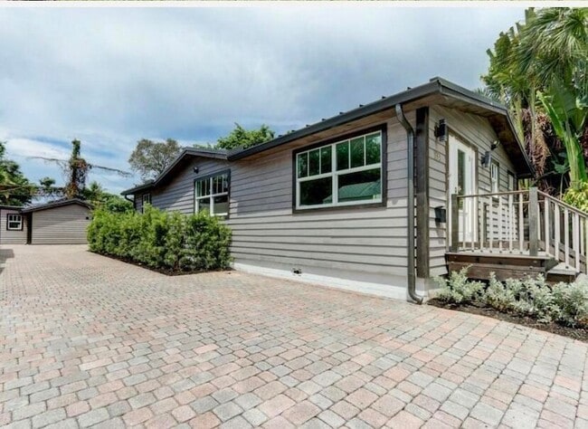Photo - 833 Ardmore Rd