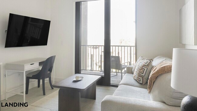 Photo - 1007 S Mint St Unit 708