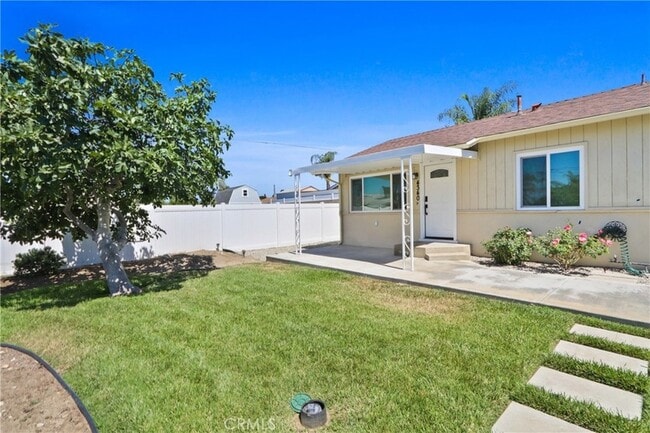 Photo - 4342 Orchard St