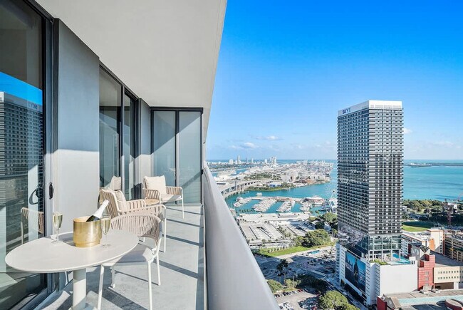 Photo - 601 NE 1st Ave Unit ID1240616P