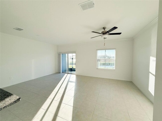 Photo - 9001 Gallantree Pl