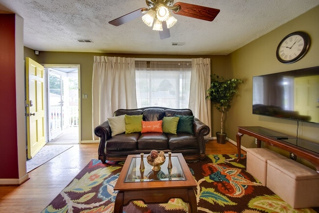 Photo - 112 Ethel Dr Unit SI ID1579312P