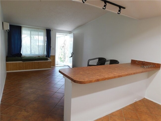 Photo - 557 7th Pl Unit 557
